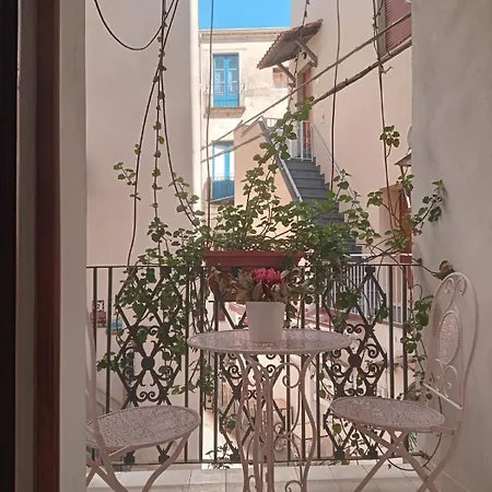 La Vie En Rose - *